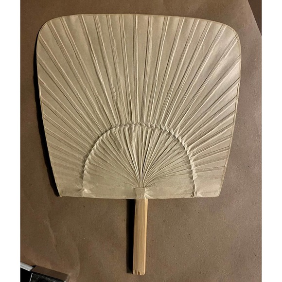 Vintage 1960s Authentic Japanese Uchiwa Fan, Handpainted Art, Bamboo Handle - Picture 4 of 7